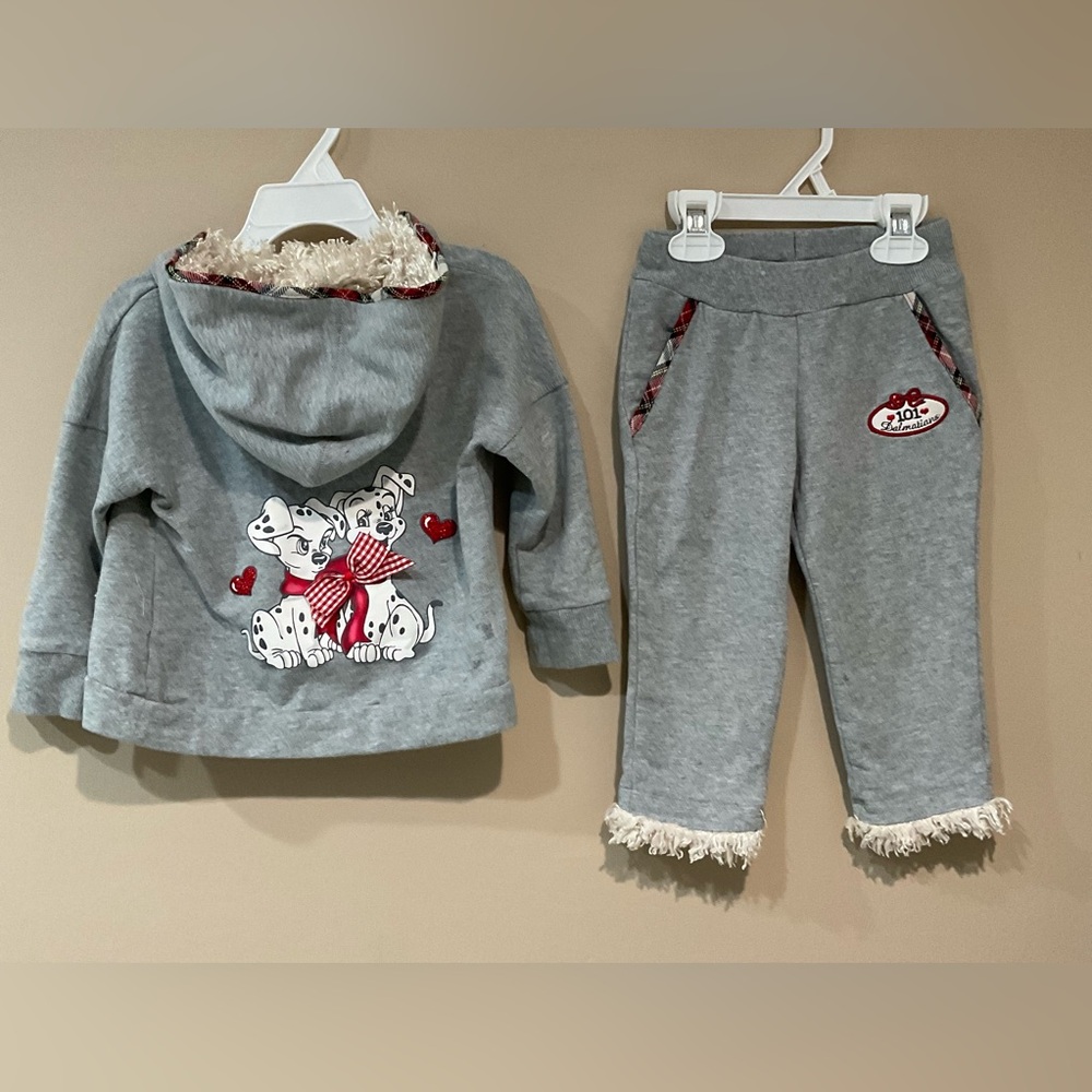 🪴MonnaLisa Child’s 2 Pieces 101 Dalmatians Hoodie Set, Size 12 mo
